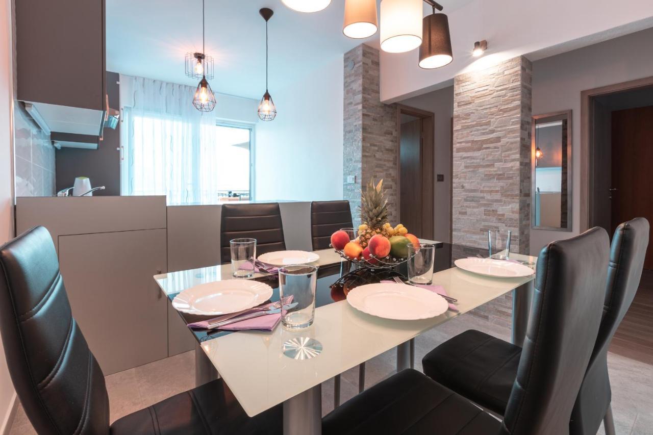 Holiday Home Insulam Mare Трогир Екстериор снимка